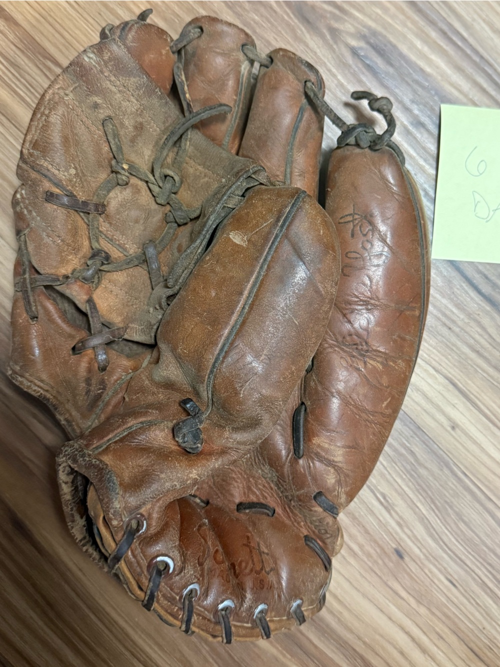 Vintage 1950-60’s Sonnett Baseball glove leather